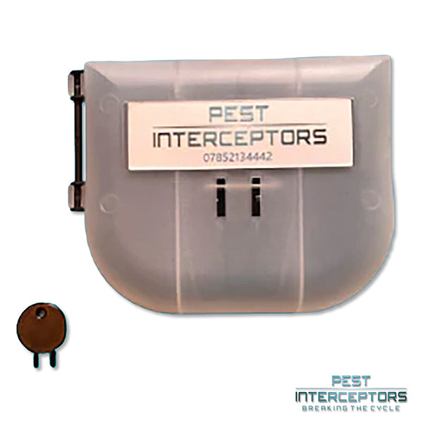 1 x Mouse Bait Station with the Pest Interceptors Blue Bar Mouse Trap included!